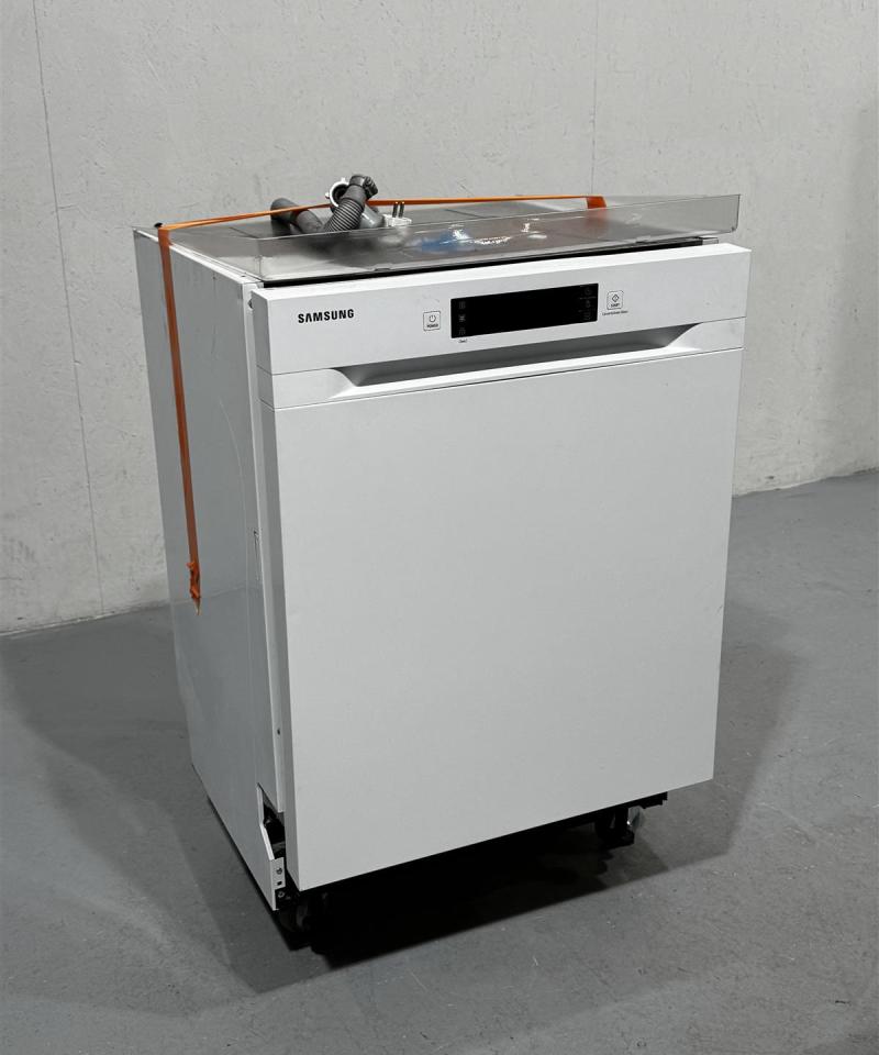 Samsung astianpesukone DW60M6050UW