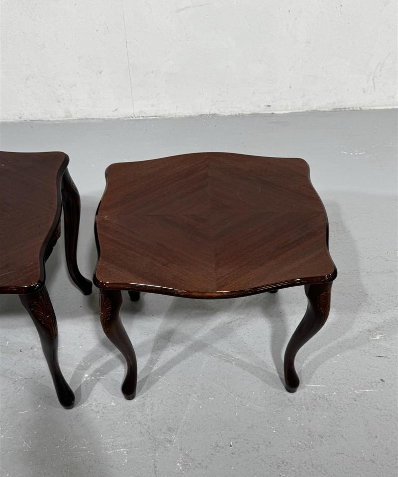 Rokokoo sarjapöydät (3 kpl) ruskea