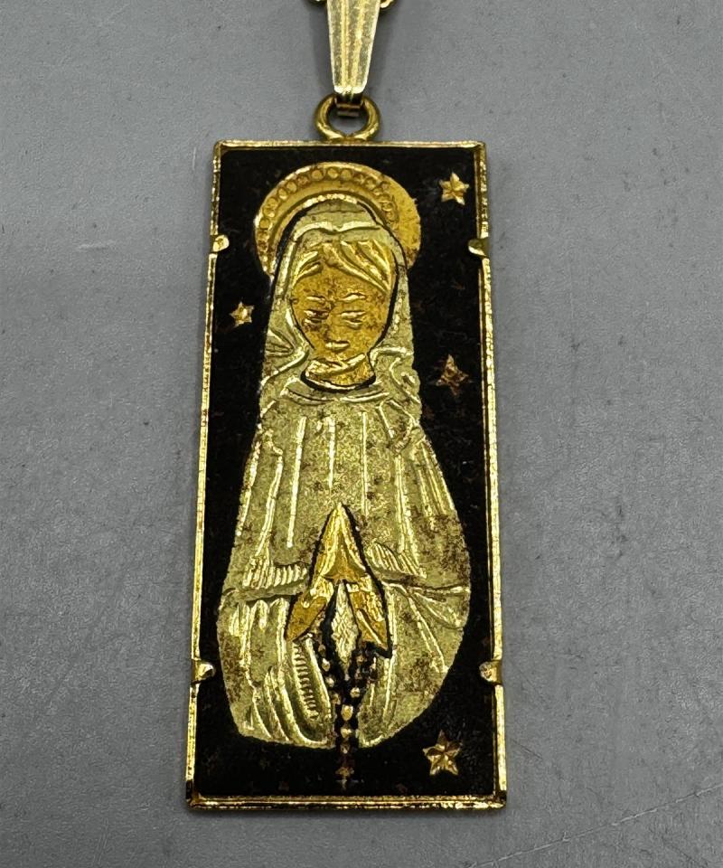 Vintage madonna riipus