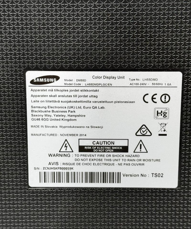 Samsung DM55D näyttö