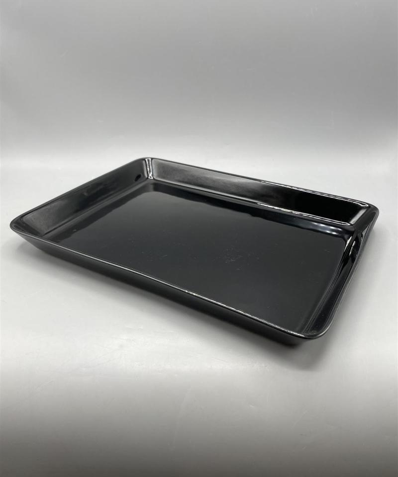 Arabia Teema vati musta, Kaj Franck