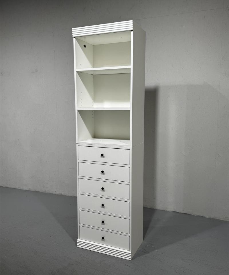 ByNiemi Gustav hyllykkö