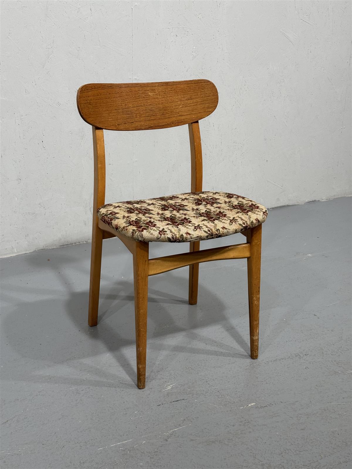 Vintage 60-luku tuoli puu