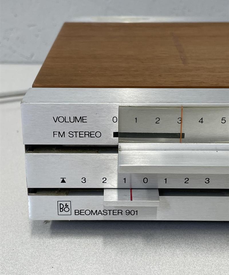 Bang & Olufsen Beomaster 901