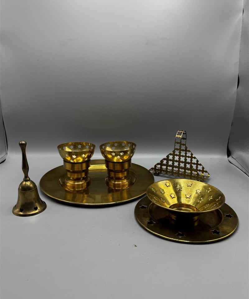 Vintage messinkinen koriste-esinesetti (7 kpl)