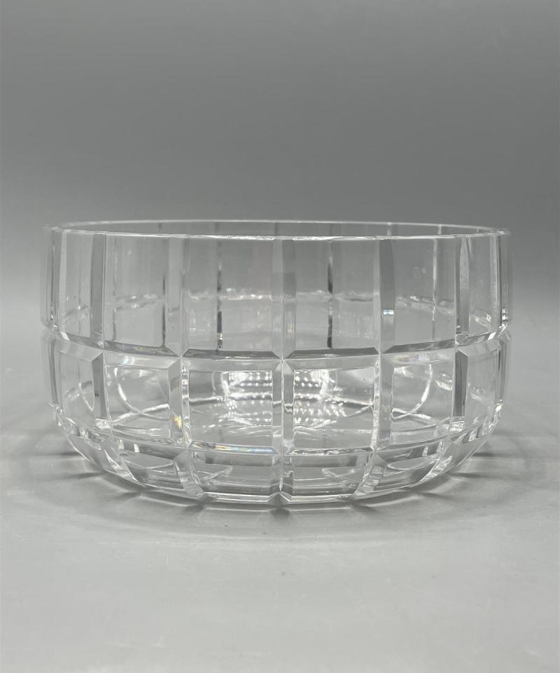 Lasinen tarjoilukulho