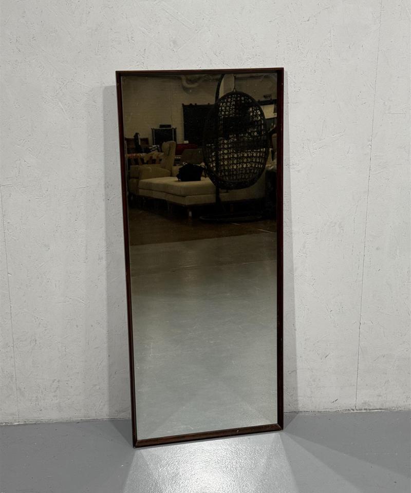 Vintage peili 52x123 puukehyksellä