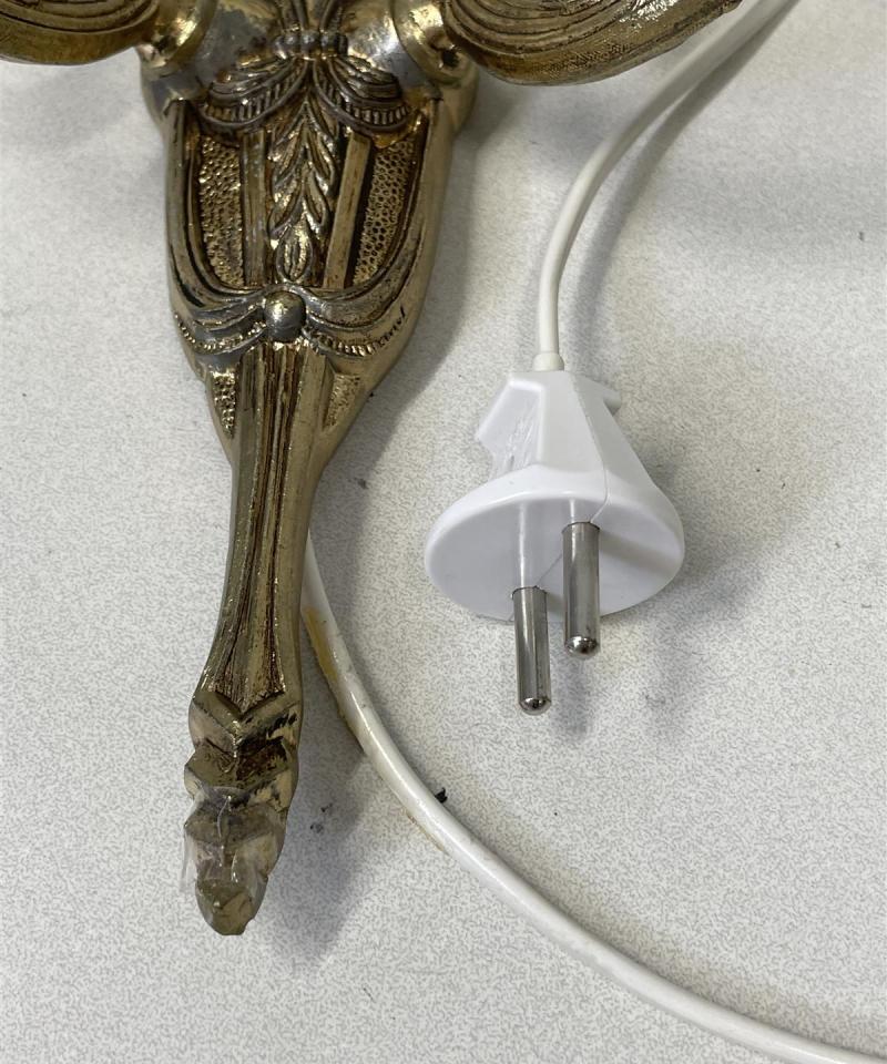 Vintage messinkinen seinävalaisin