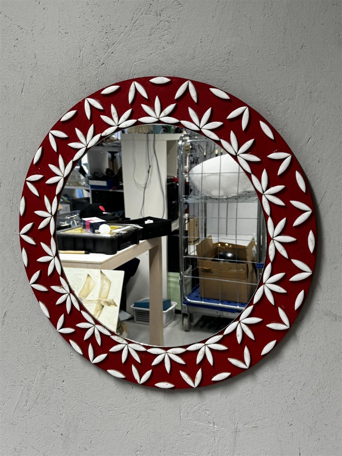 Koristeellinen mosaiikki peili