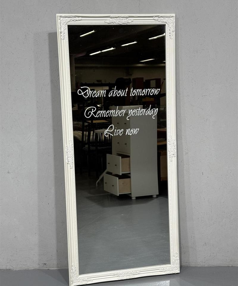 Koristeellinen 72x160 peili valkoinen