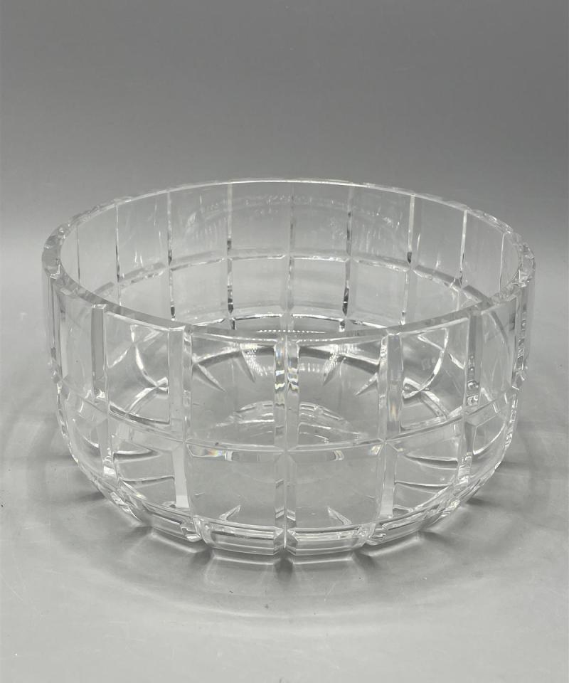 Lasinen tarjoilukulho