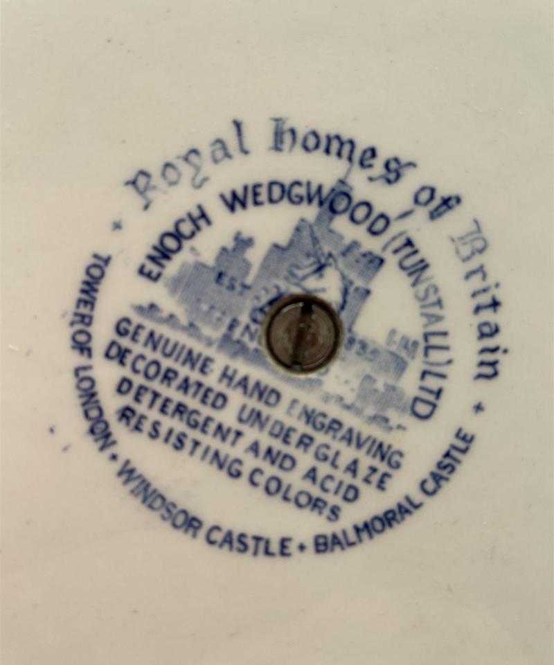 Vintage Enoch Wedgwood Castle kerrostarjotin