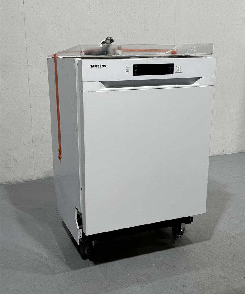 Samsung astianpesukone DW60M6050UW