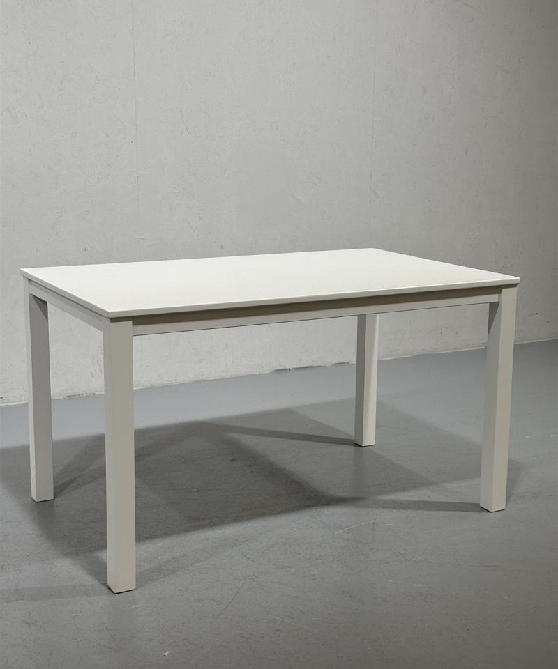 Pohjanmaan kaluste Lisa ruokapöytä 130cm