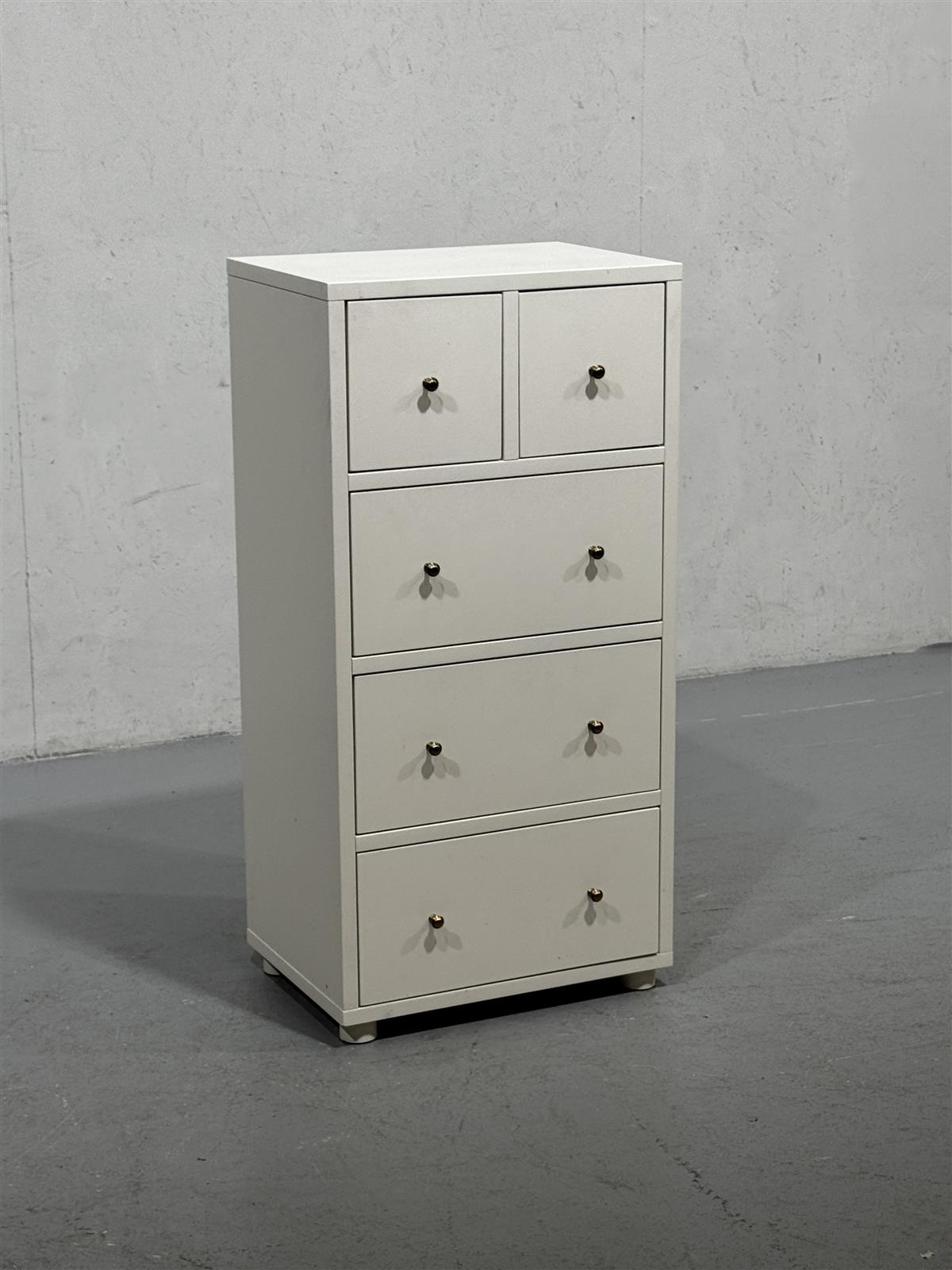 Moderni lipasto 5 laatikkoa valkoinen