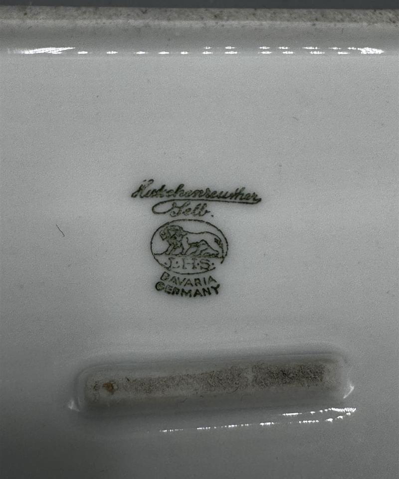 Kahla ja Hutschenreuther posliiniastiat (2kpl)