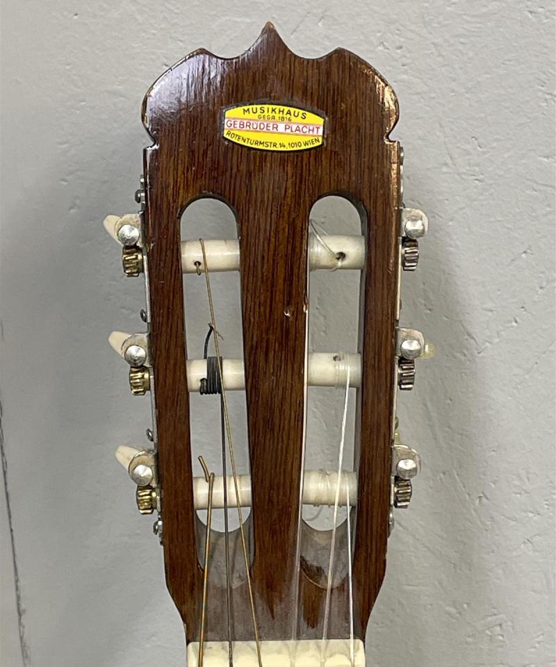 Sanchez akustinen kitara + teline