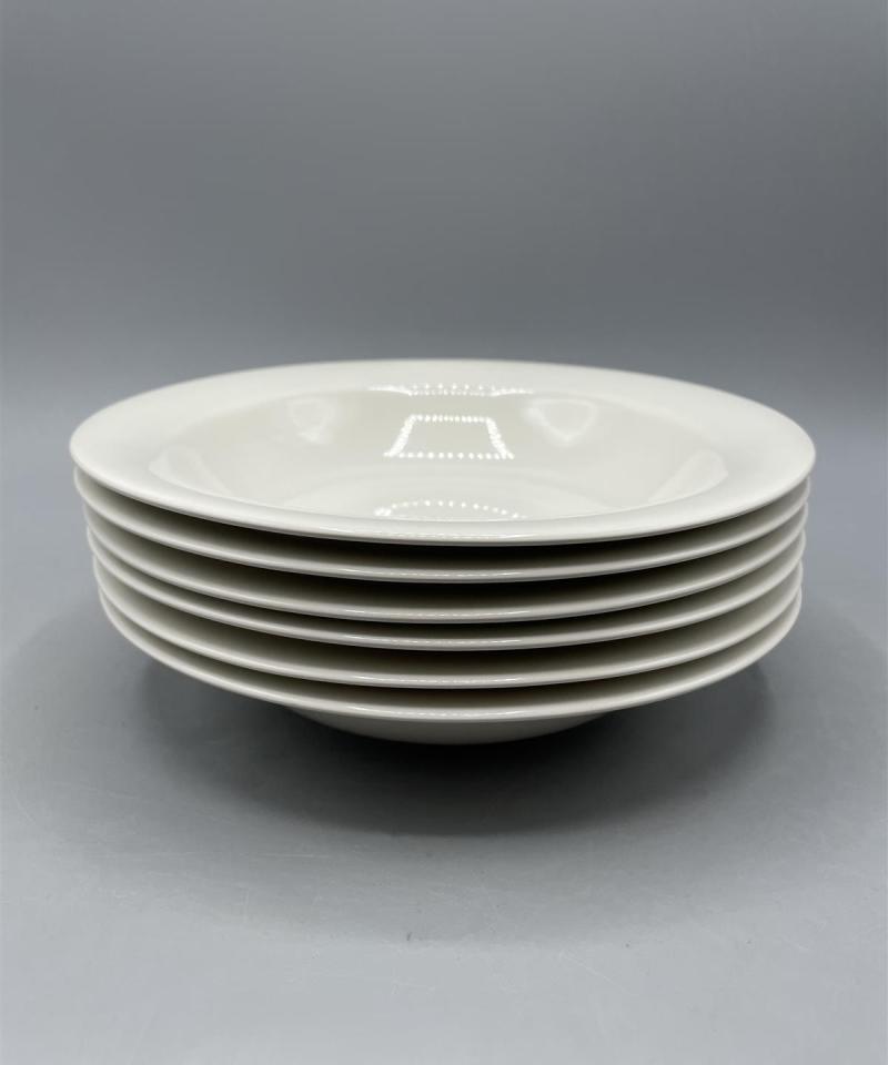 Arabia Arctica lautaset 18-osaa, Inkeri Leivo