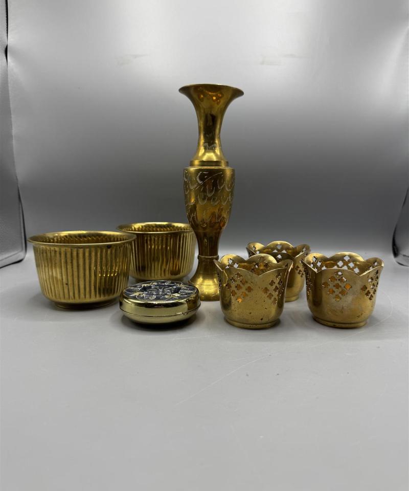 Messinki koriste-esineet (6 kpl)