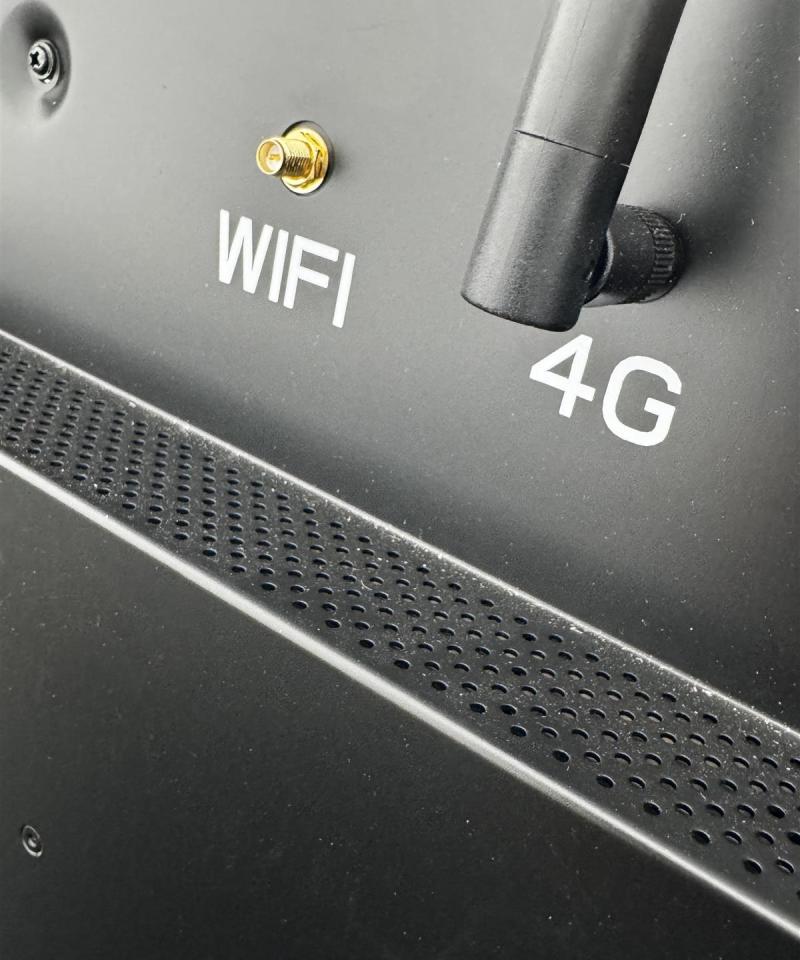 Philips 98BDL4150D infonäyttö 98 tuumaa