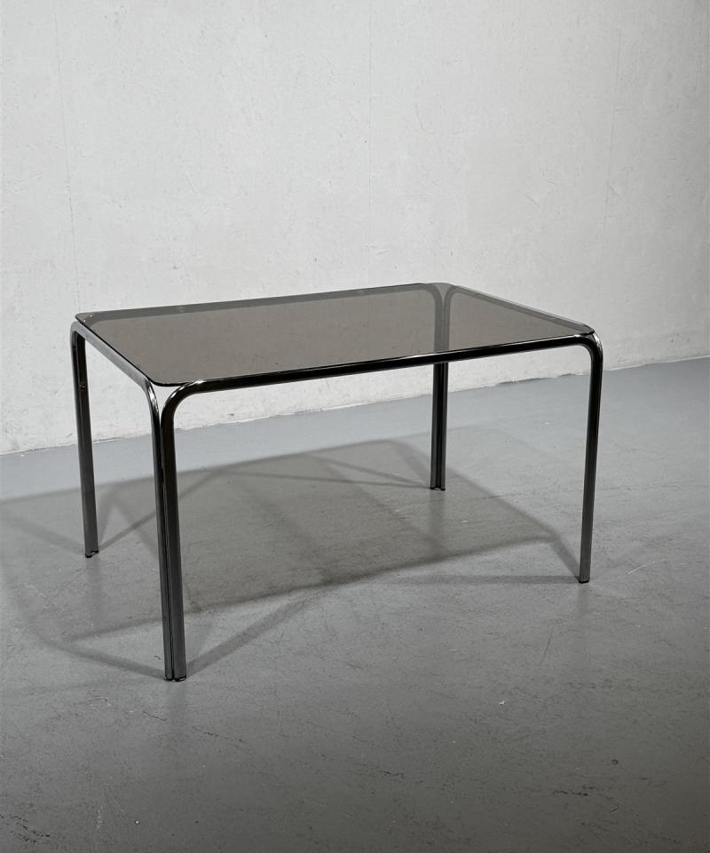 Retro pöytä 123x83 savulasi