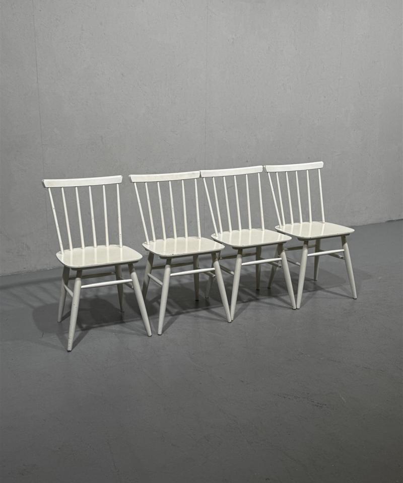 Vintage pinnatuolit 60-luku, valkoiset (4 kpl)