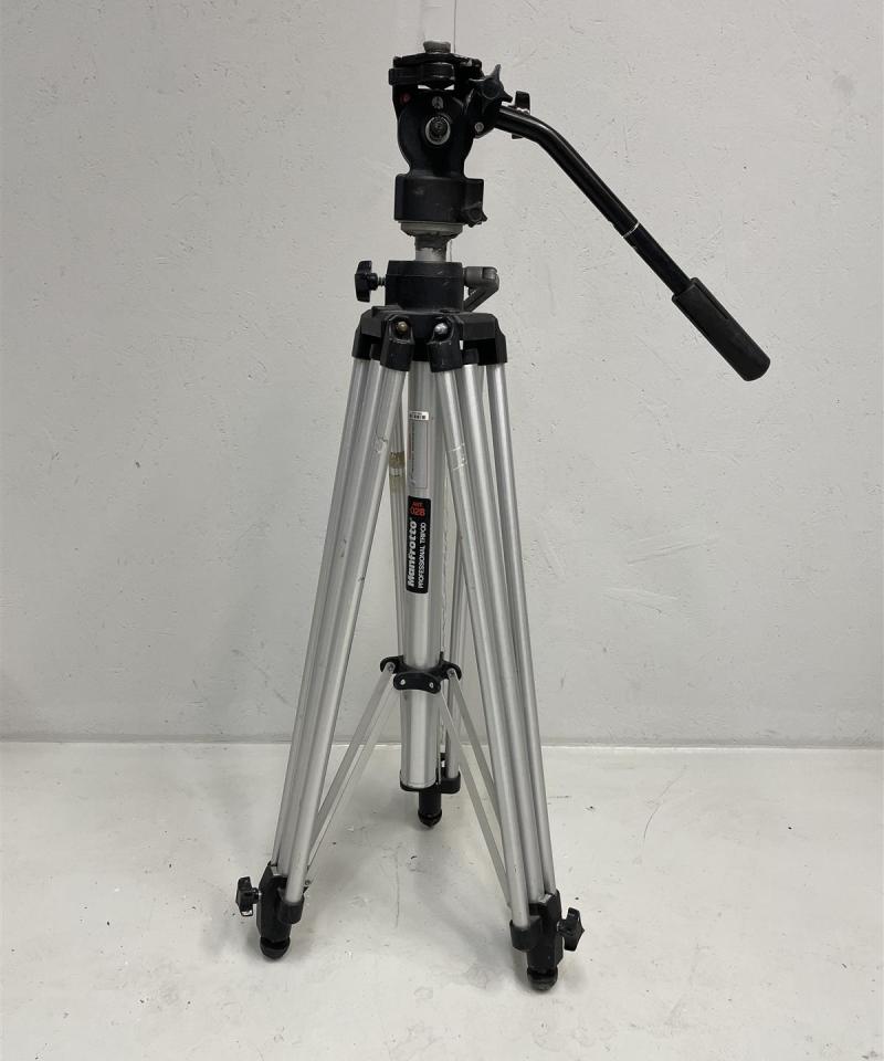 Manfrotto Art 028 jalusta kolmijalka