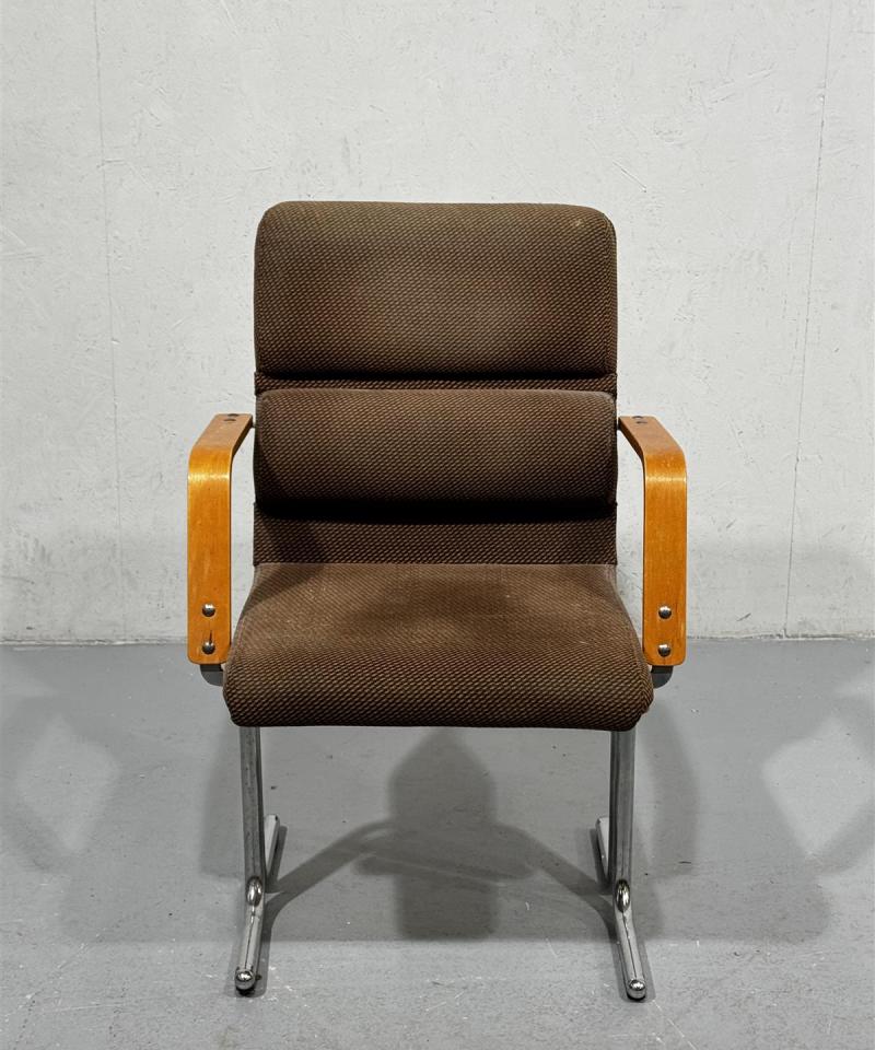 Yrjö Kukkapuro Plaano tuoli metalli ja puu, ruskea