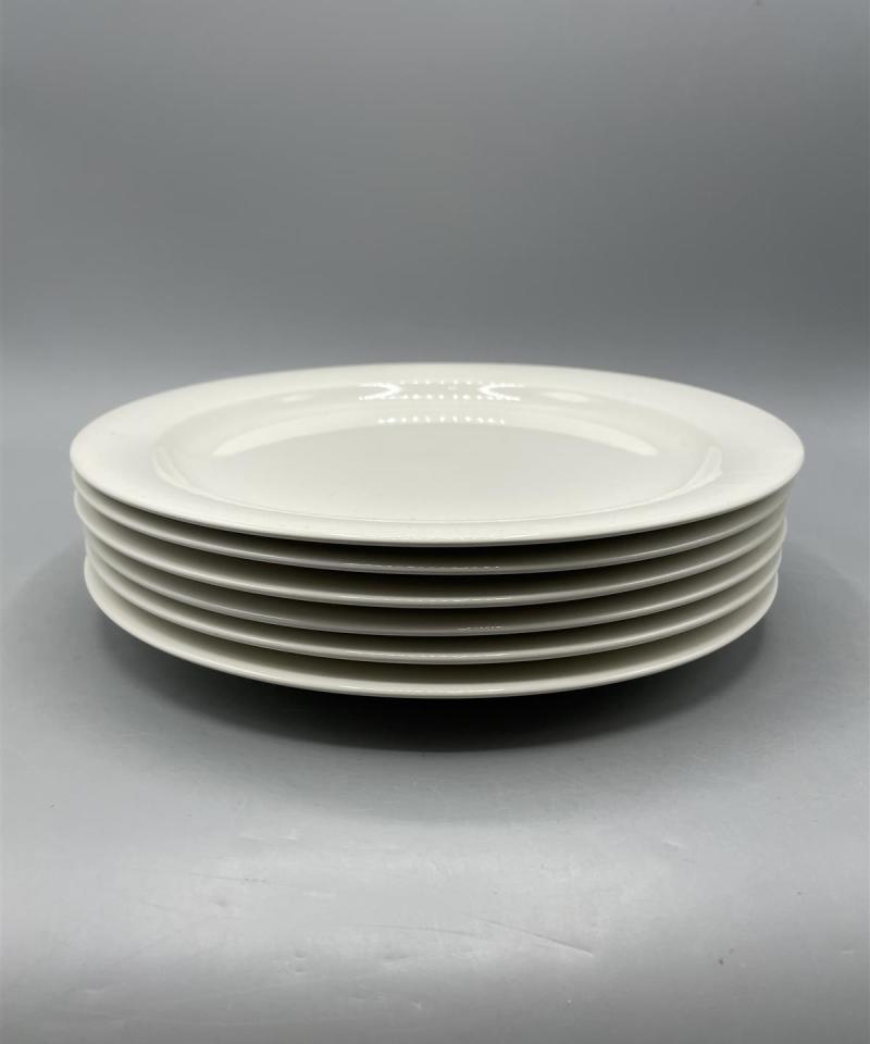 Arabia Arctica lautaset 18-osaa, Inkeri Leivo