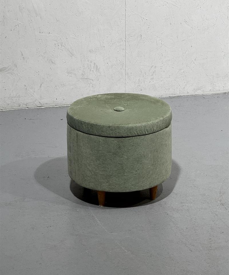 Vihreä samettirahi lokerolla