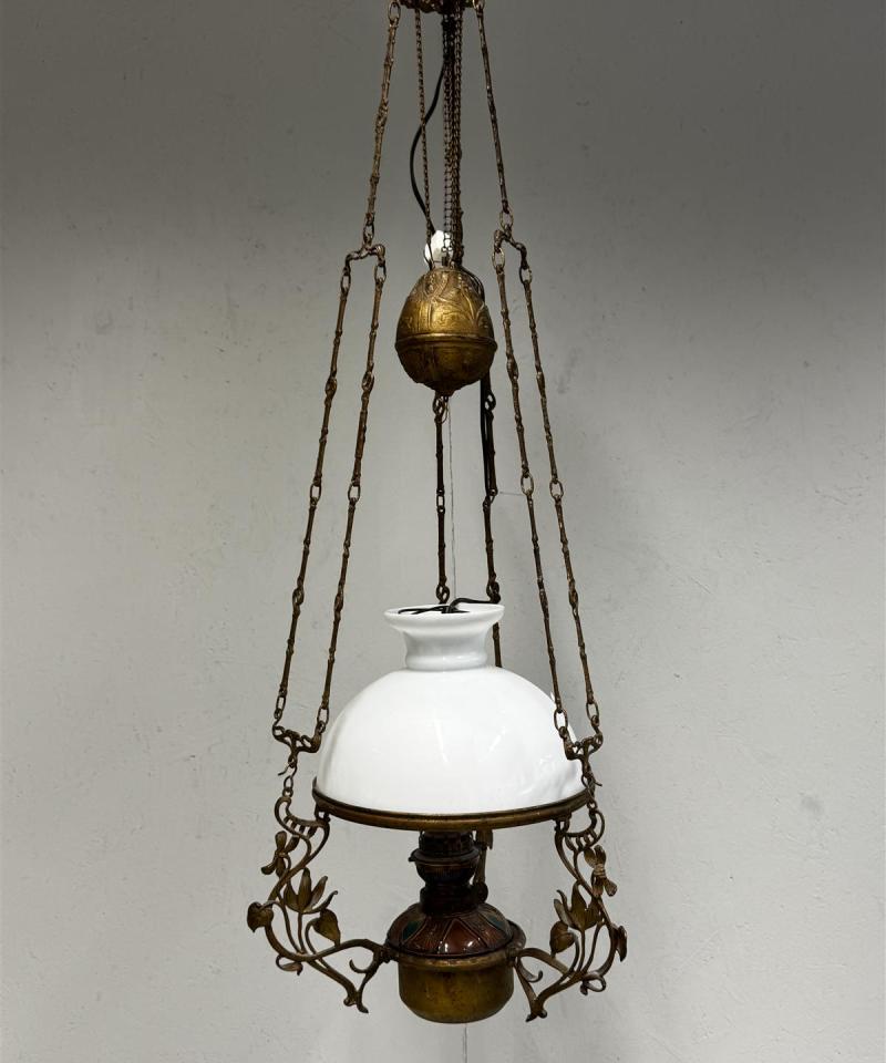 Jugend kattovalaisin