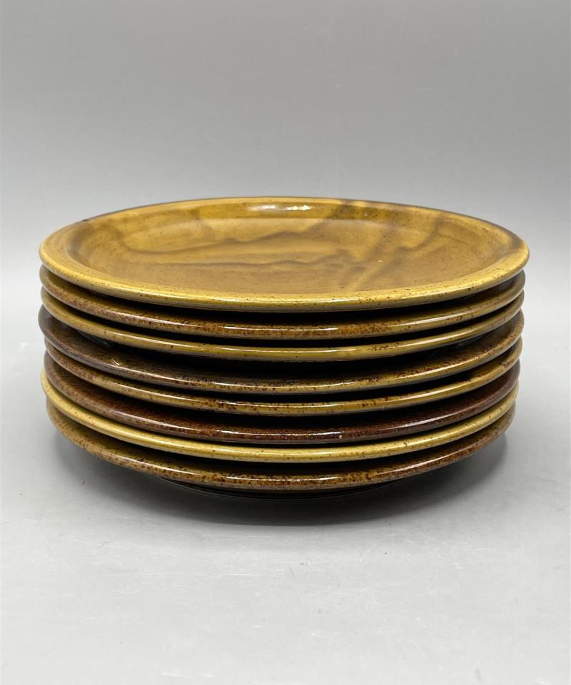 Pentik kulhot ja lautaset 12-osaa (8+4)