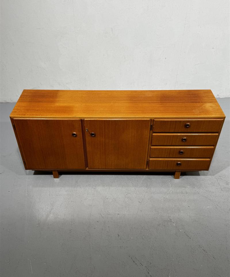 Keravan puusepäntehdas Beta senkki Olof Ottelin