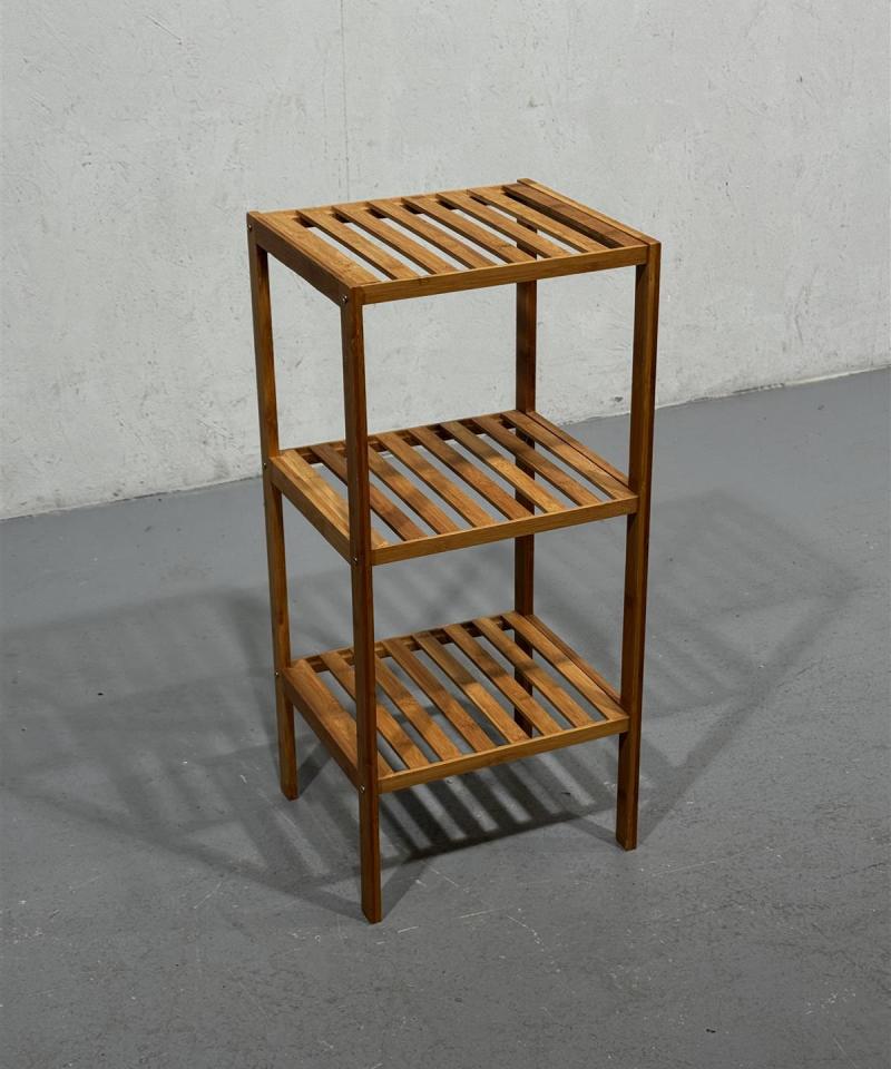 Puinen hyllykkö 3 tasoa