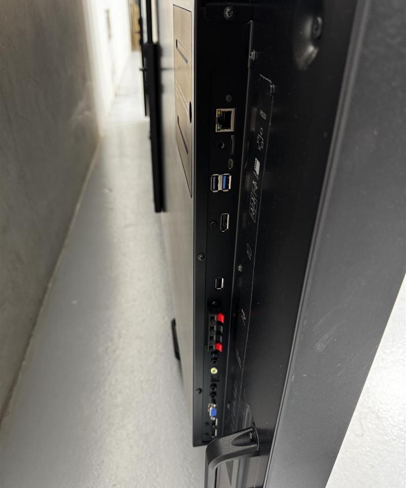 Philips 98BDL4150D infonäyttö 98 tuumaa