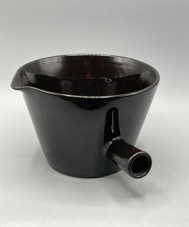 Arabia Kilta iso kastikekaadin, Kaj Franck