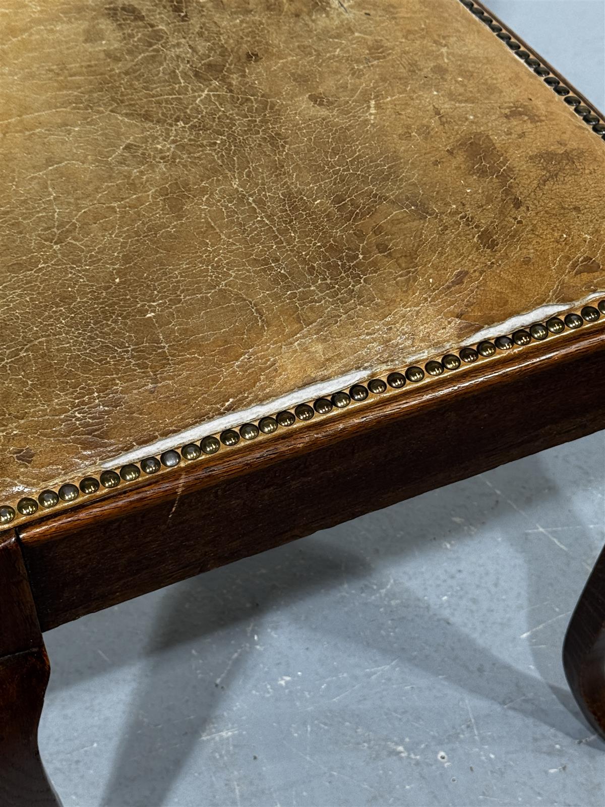 Rustiikki rokokoo tuoli niittikoriste