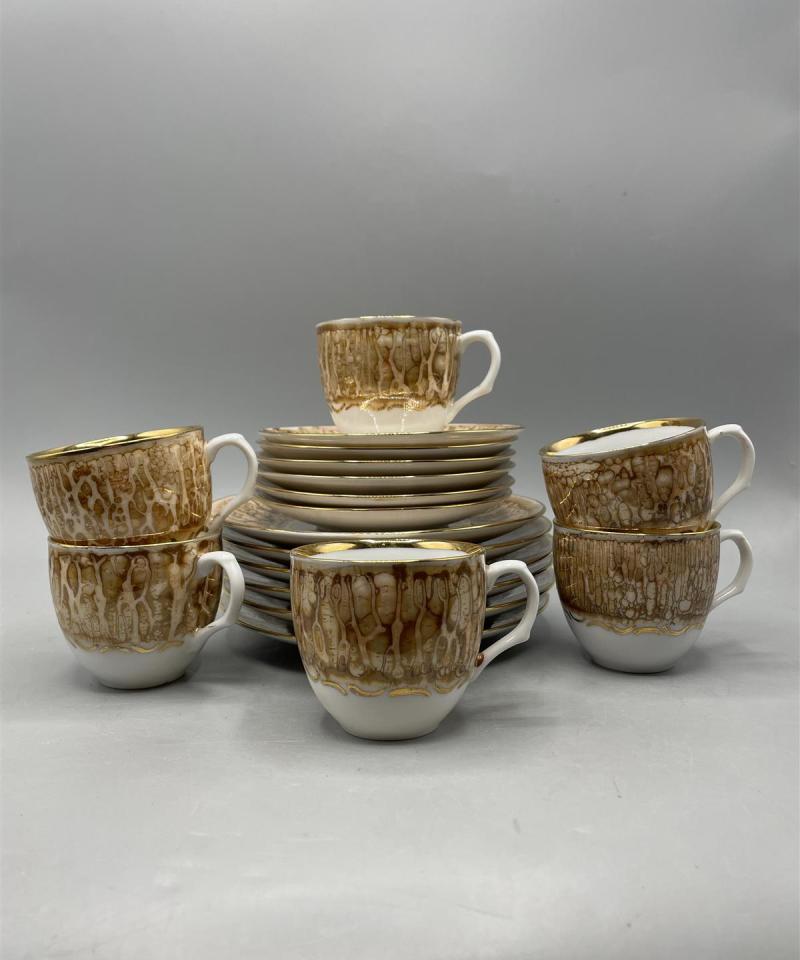 Käsinmaalatut kahvikupit 12-osaa