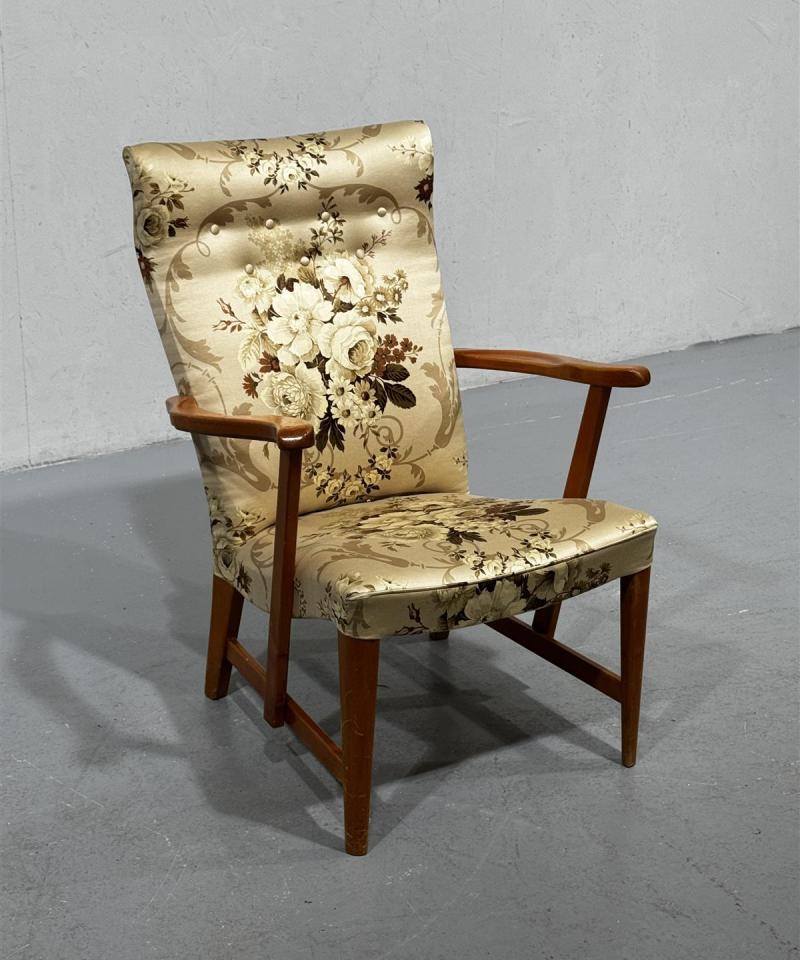 Carl Gustav Hiort af Ornäs Prinssi nojatuoli kukkakuvio