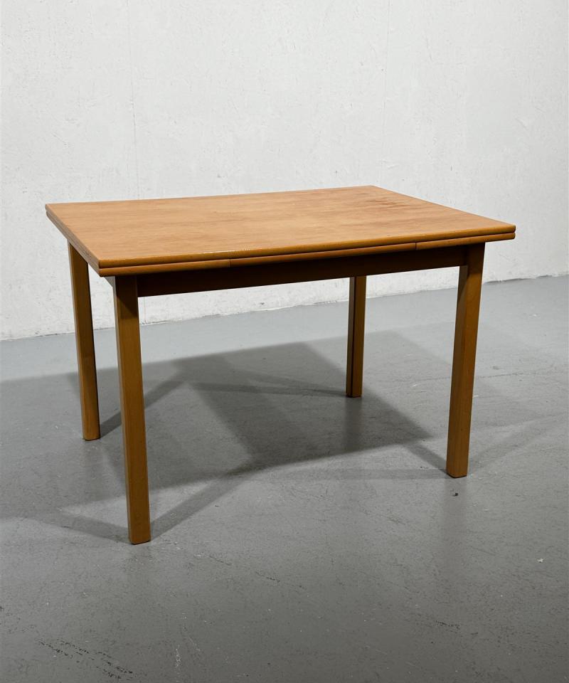 Ruokapöytä 110x80 levitettävä puu