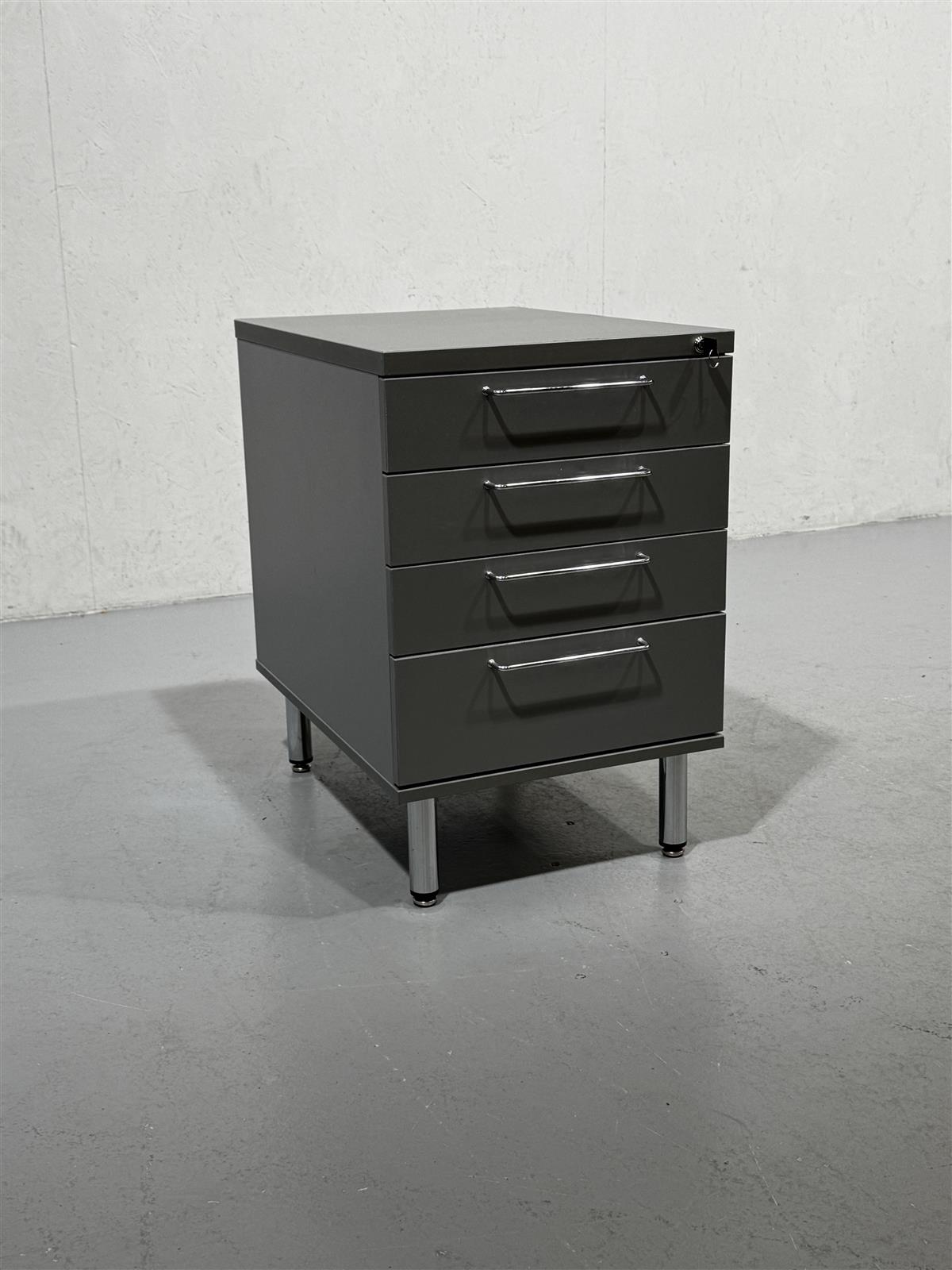 Martela lipasto lukittava (2 kpl)