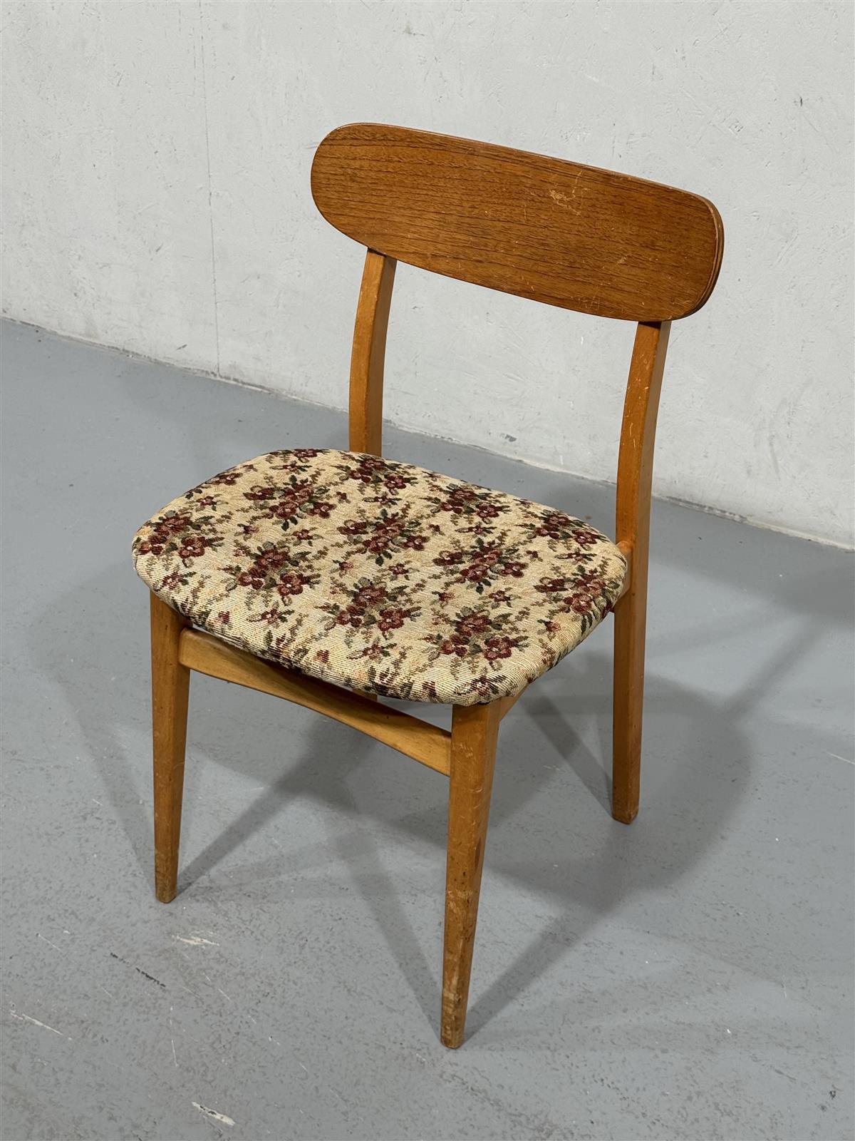 Vintage 60-luku tuoli puu