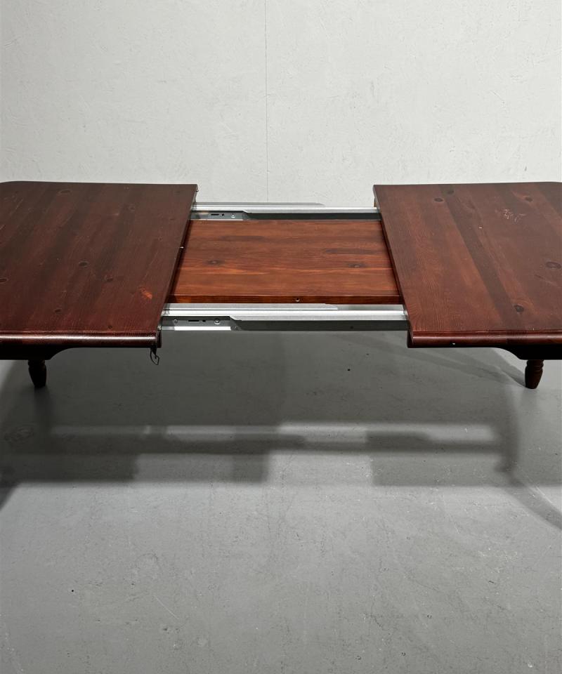 Ruokapöytä puu 146x100cm