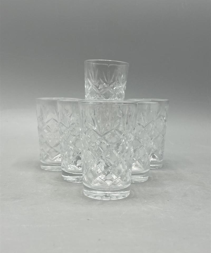 Kirkkaat juomalasit 7kpl