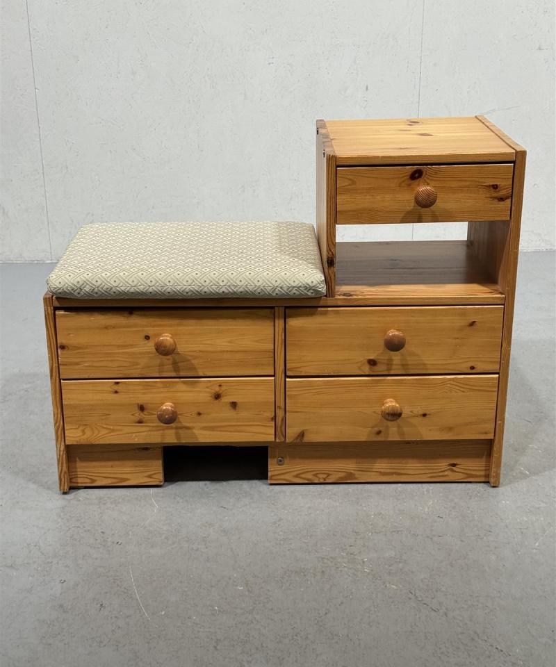 Vintage säilytyspenkki