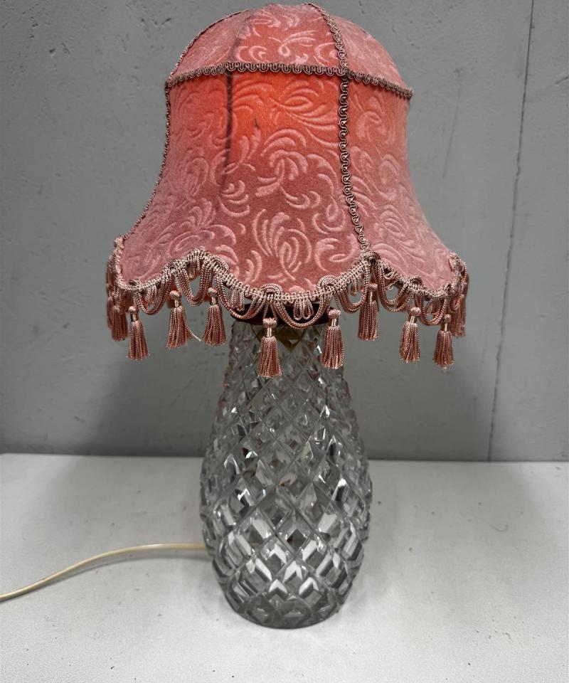 Vintage pöytävalaisin kristallijalka