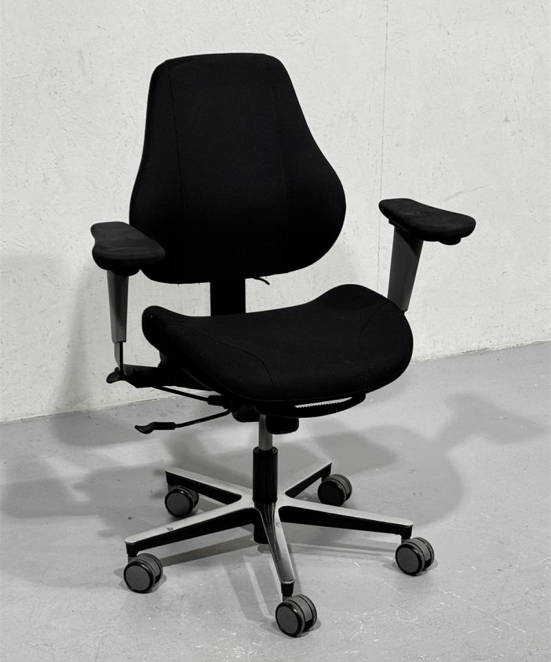 Isku Step työtuoli musta