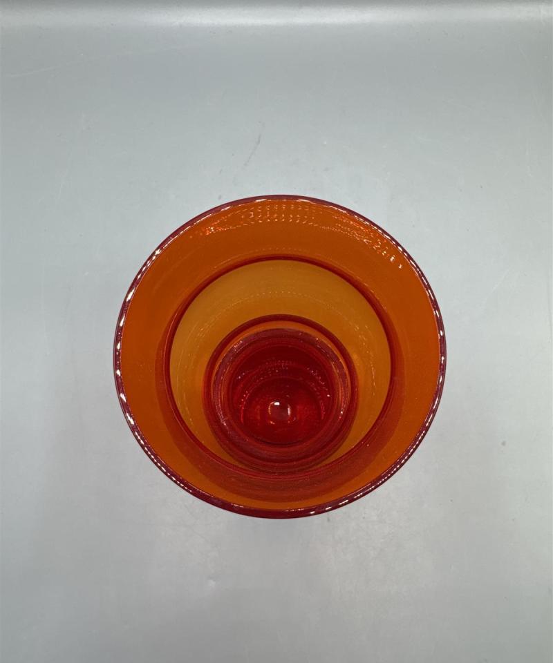 Riihimäen Lasi tulppaani punainen maljakko Tamara Aladin