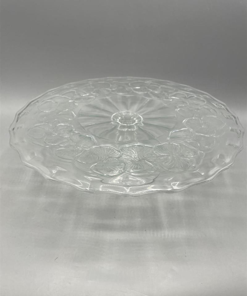 Jalallinen kakkuvat tarjoiluvati