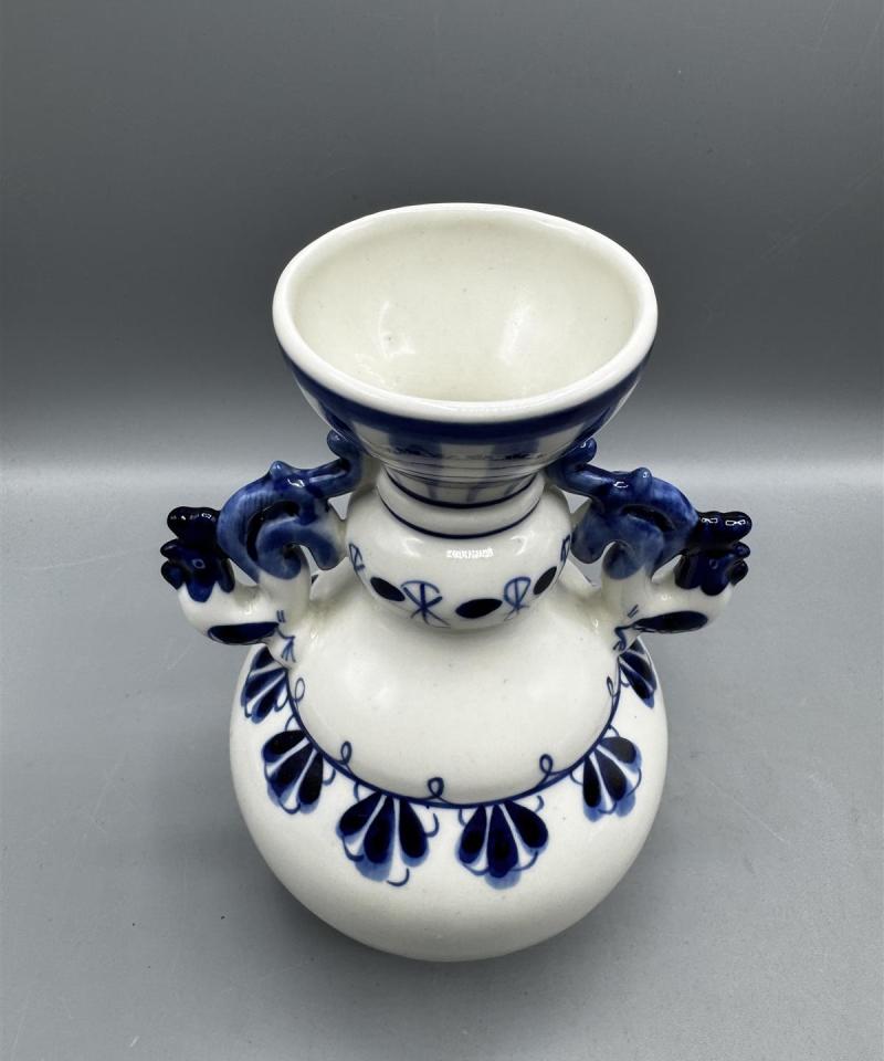 Gzhel maljakko ja kannellinen kulho USSR